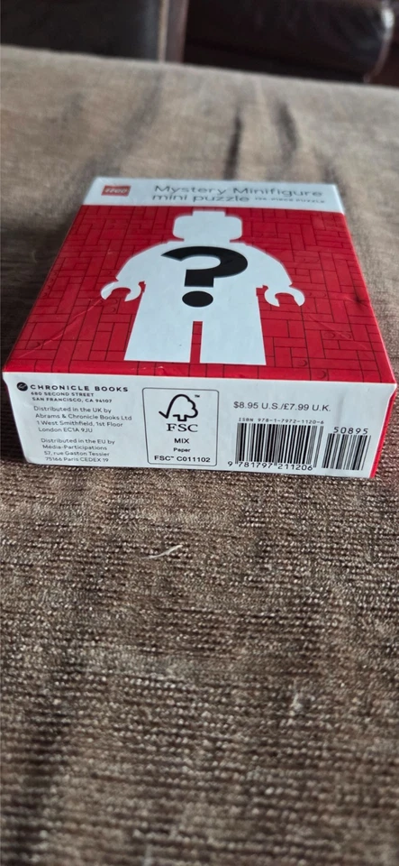 LEGO Mystery Minifigure Mini Puzzle (Red Edition) by LEGO (2021) Hotdog - Image 4 of 4