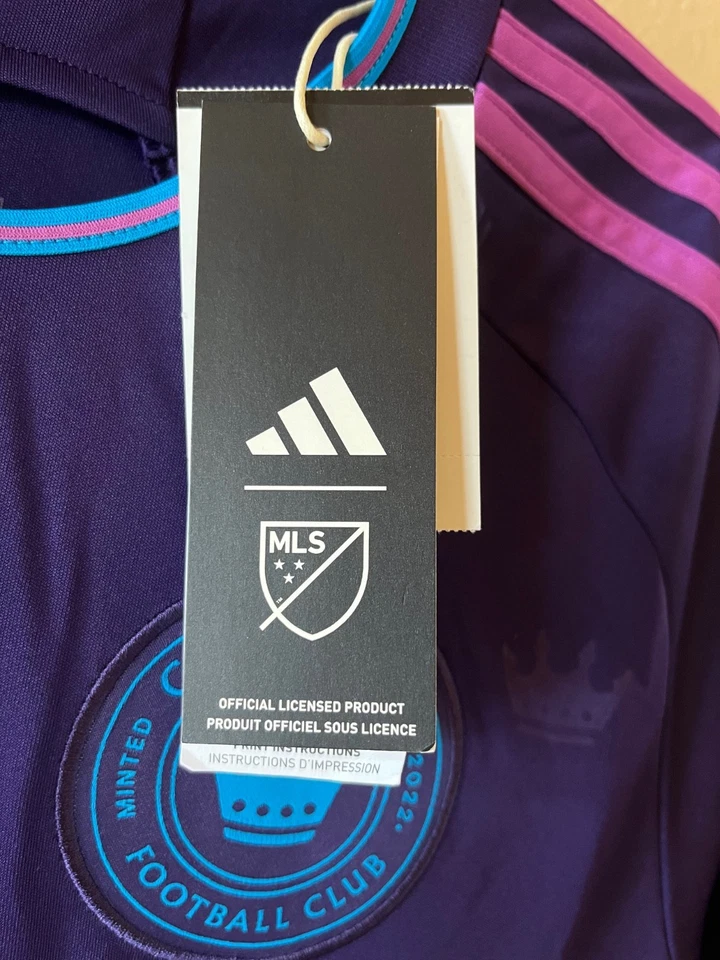 Camiseta Charlotte FC - GRANDE PARA MUJER - Adidas - Venta al por menor $90 - Nueva con etiquetas Foto 3 de 3