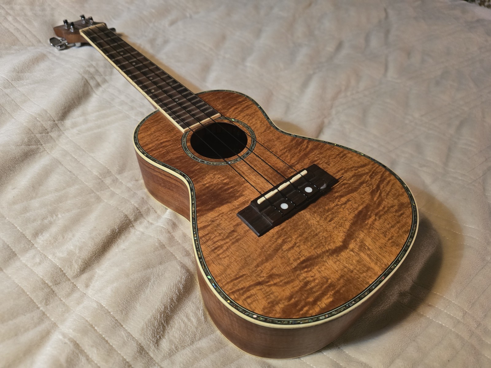 4-String Ukulele Wooden Brown Natural Finish Standard Body