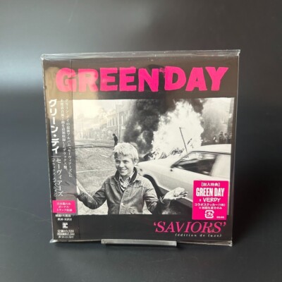 グリーン・デイ SAVIORS LIMITED DELUXE EDITION Saviors (édition de luxe) CD – Green Day