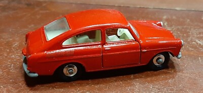 Lesney VW Volkswagen 1600 TL Matchbox Series No. 67 (A) 1:64 red