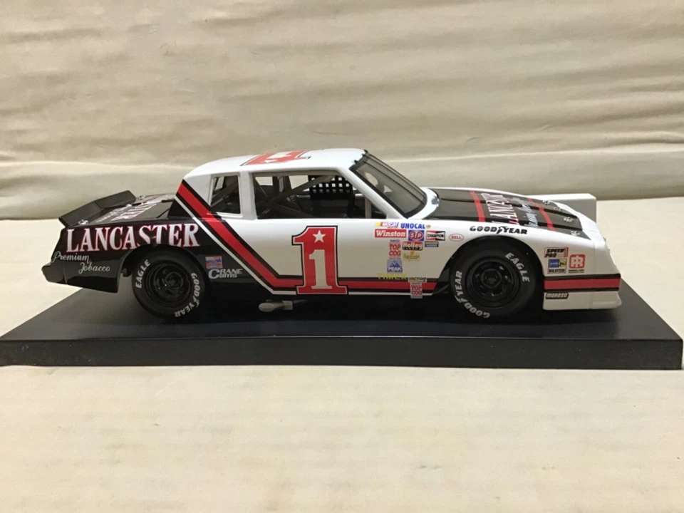 ALISON DAVEY 1985 LANCASTER TABACO DE MASCAR 1/24 MONTE CARLO STOCK CAR ACCIÓN Foto 2 de 4