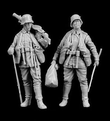 1//35 Resin Ancient Soldiers with Sack Unpainted Unassembled BL745