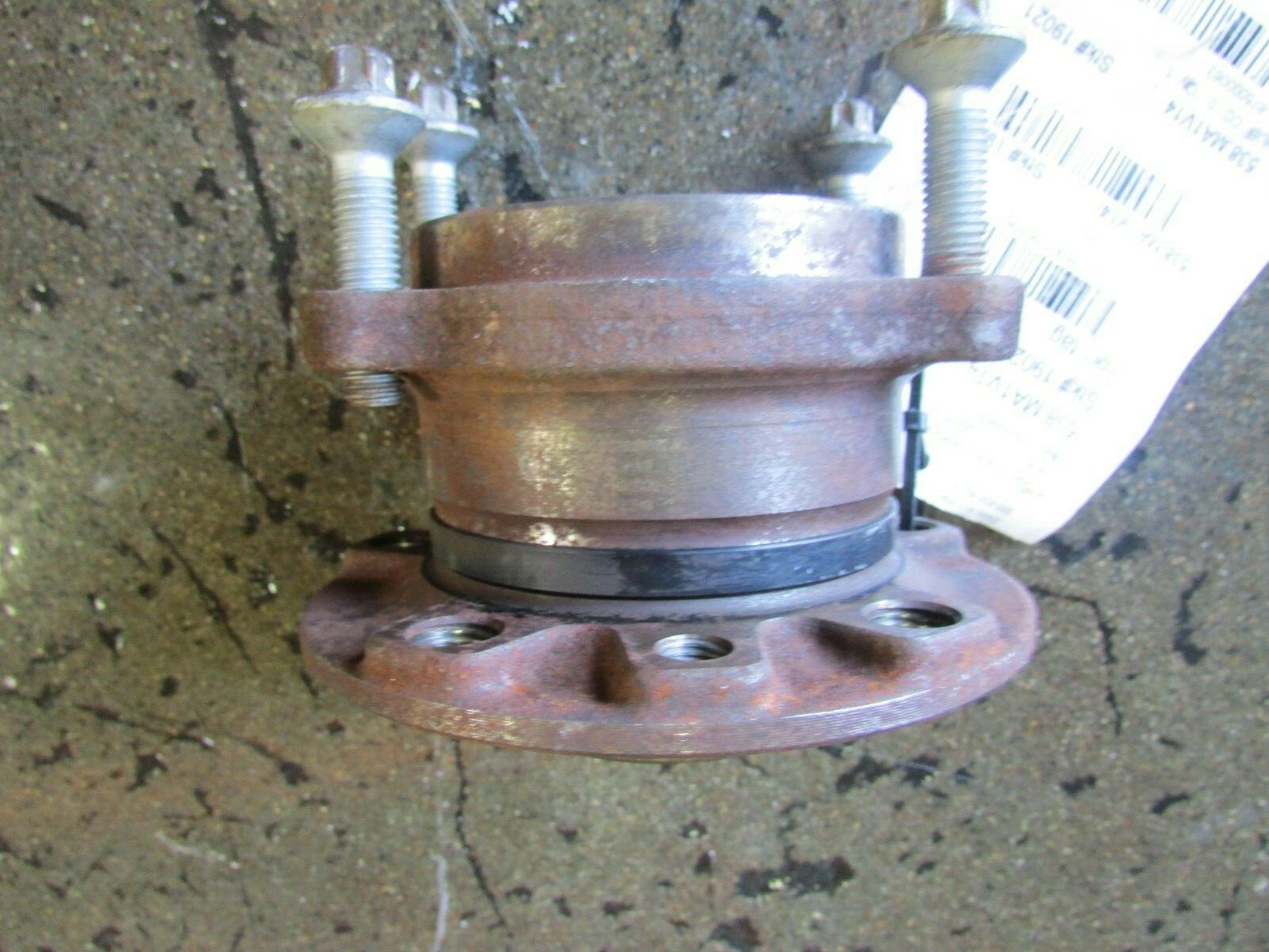 2014 Maserati Quattroporte, Ghibli, Rear Wheel Hub Bearing, Used, P/N 675000063