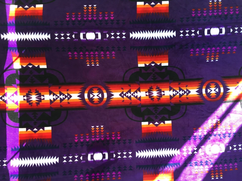 Супермягкое плюшевое двустороннее одеяло Southwest Native American Design - Изображение 2 из 4