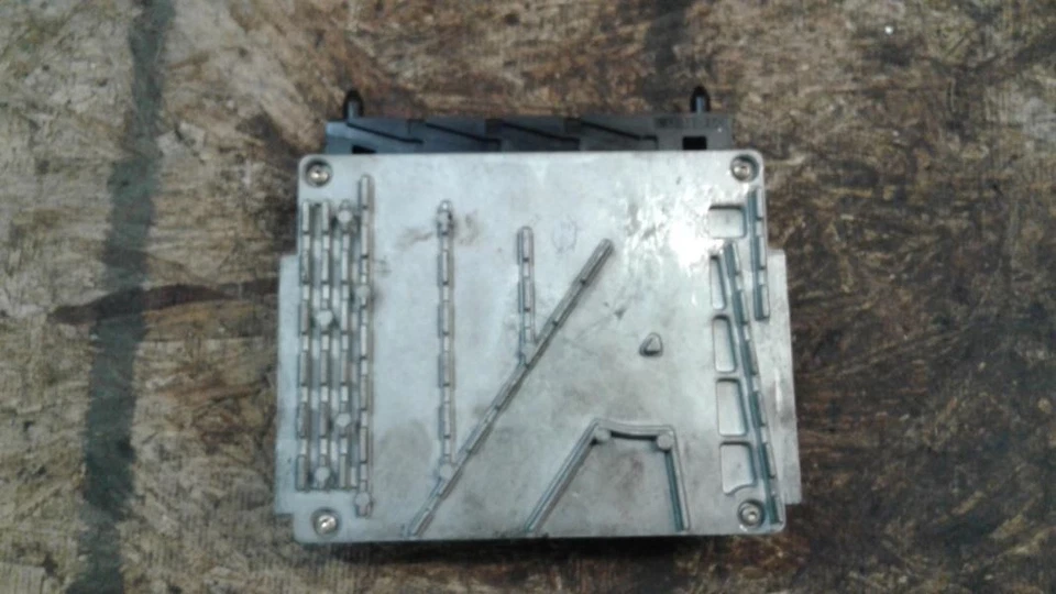 发动机 ECM 电子控制模块 FC1 适合 00-01 沃尔沃 70 系列 1148000 — 第 2/4 张图片