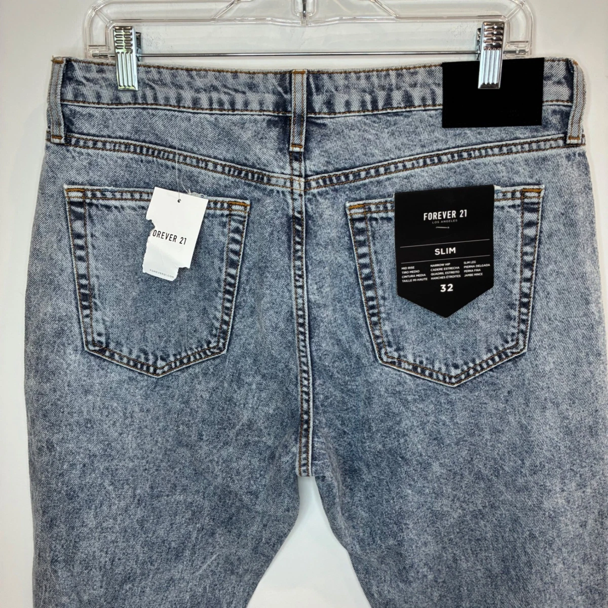 Pantalones de mezclilla Forever 21 ajustados desgastados lavado ácido tiro medio azul claro talla 32 nuevos con etiquetas