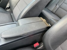 Armlehne Mercedes-Benz C-Klasse W204 A2046800639 P24378352 Armlehne Mercedes-Benz C-Klasse W204 A2046800639 P24378352