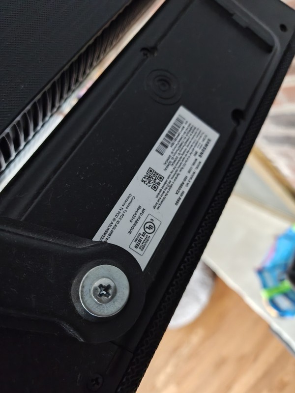 SAMSUNG HW-R650/ZA SOUND BAR