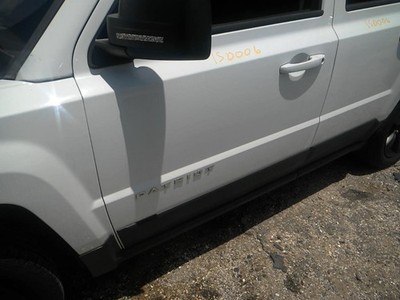 Driver Left Front Door Power Window Fits 11-17 PATRIOT 104979498