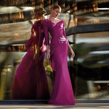 Glamorous Pleat Mother of The Bride Dress Mermaid V Neck Three Quarter Sleeves