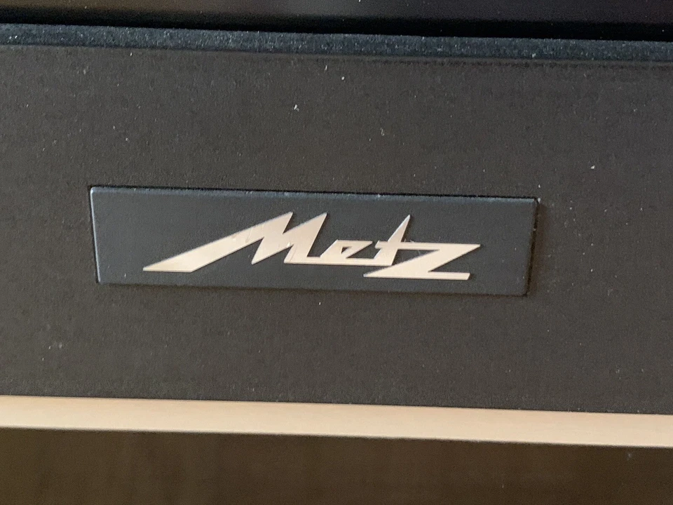 Metz Milos 32 S LCD - Bild 3 von 4