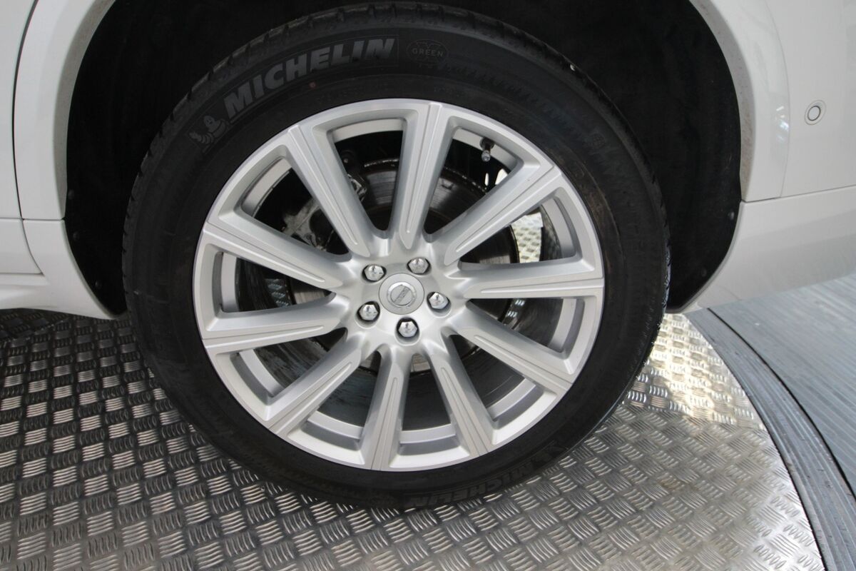 Volvo XC90 2,0 T8 407 Inscription aut. AWD 7p
