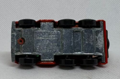 MATCHBOX LESNEY SUPERFAST MB19 RED PETERBILT CEMENT TRUCK NOS VINTAGE 1976 - Picture 5 of 5