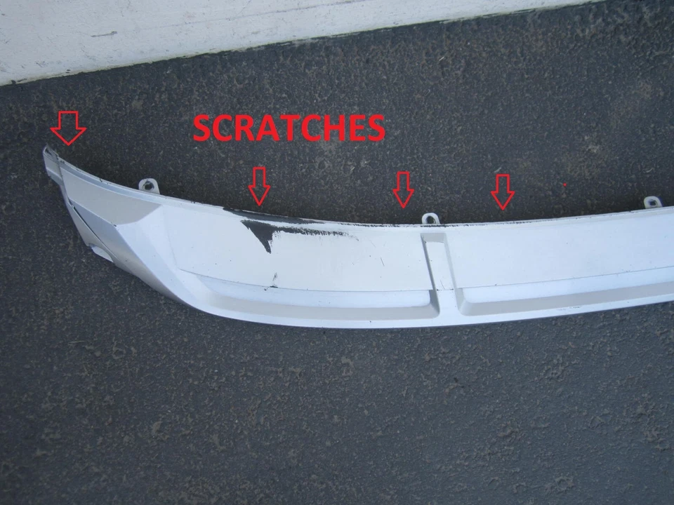 aa206226 Audi E-Tron 2019 2020 2021 2022 parachoques trasero cubierta moldura inferior OEM Foto 2 de 4