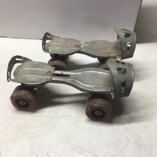 Vintage No. 30 Globe Skate Corp Metal Adjustable Roller Skates no strap