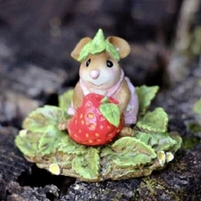 Wee Forest Folk Miniature Figurine M-638a - Pint Sized Picker (Pink)