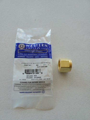 Western 62 and 63 Nut & Nipple Combination Oxygen O2 Regulator 1/4" NPT CGA 540 - Picture 3 of 4