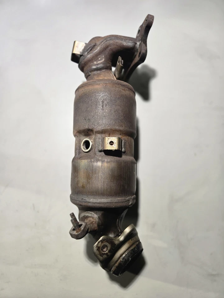 Colector de escape convertidor catalítico Honda Civic 1.8 2013-2015 fabricante de equipos originales Foto 4 de 4