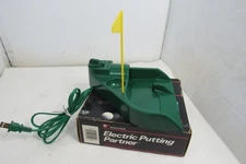Vintage World Of Golf Electric Putting Partner Return Putting Aid Works Practice