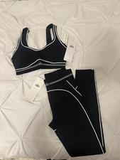 Alo Yoga Women  s Set Size Small S Black And White Colorway