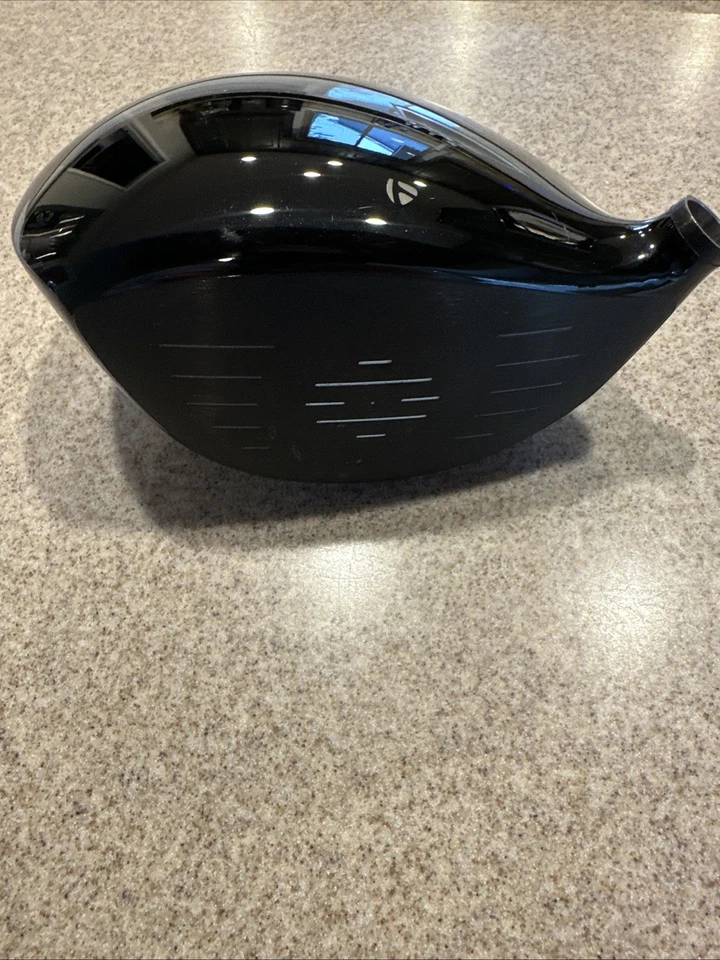 Taylormade R9 Supertri Driver Right Hand 8.5 Degree (Head Only) - Image 2 of 4