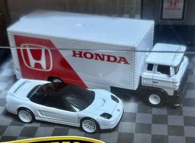 Hot Wheels 2025 Premium Collector Diorama Honda Set Civic Type-R