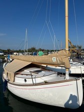 barca a vela tipo Cat-boat di 18 piedi, 2,52 mt di larghezza, tipo deriva.