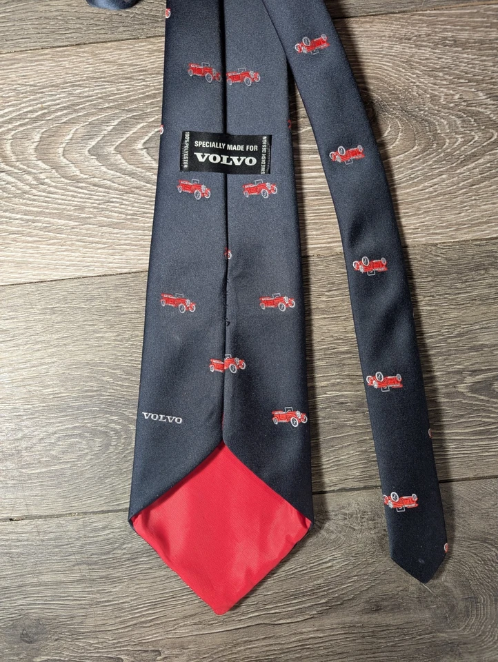 Corbata vintage para concesionario Volvo Cars Foto 4 de 4
