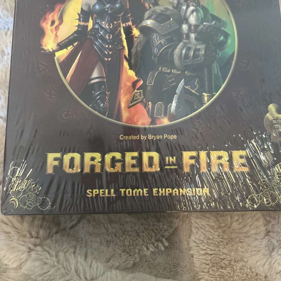 Nuevo/Sellado Mage Wars Forjado en Fuego Hechizo Tomo Expansión Set 2014 Maravillas Arcanas Foto 2 de 3