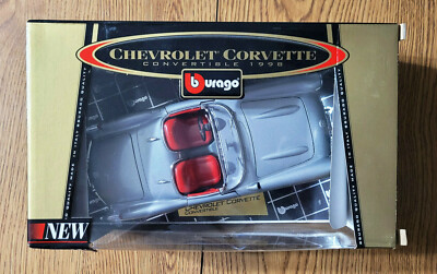 Chevrolet Corvette Cabriolet 1998 - Miniature Burago 1/18 - Verte