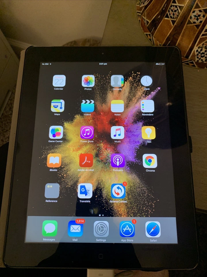 Apple iPad 3rd Generation 64GB - Silver T-Mobile + Accessories - Image 2 of 4