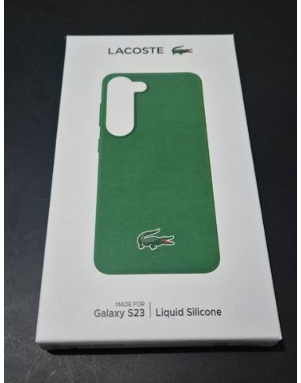 Coque verte Lacoste Galaxy S23 évite les traces de doigts et chutes