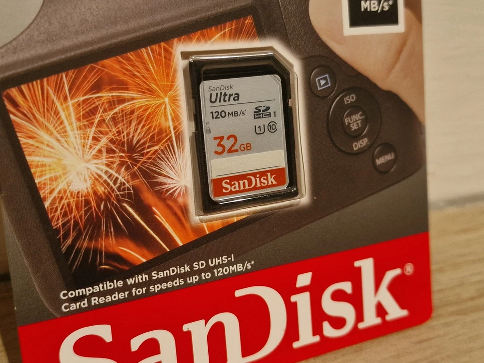 SANDISK 32 GB SD CARD - Ultra SDHC UHS-1 Class 10 1 Memory Card for Cameras etc - Image 2 of 4