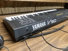 Yamaha V50 Vintage Synthesizer 61-Key Keyboard Great Working Condition Tested ✅