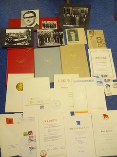 großer Urkunden Nachlass VVO alle Stufen o.U. Walter Ulbricht(?)