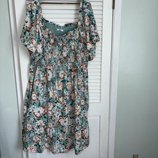 Women’s 4X Peasant Dress LC Lauren Conrad Jade Floral Smocked 