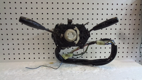 GEO METRO SUZUKI SWIFT 1995 1996 HEADLIGHT TURN SIGNAL AND WIPER SWITCH - Video 1 of 1