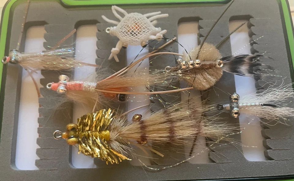 Assortment of 6 Saltwater Flies (Bonefish/Permit) w/Orvis Double Sided Box - Image 2 of 4