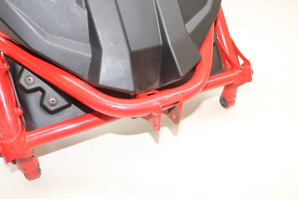 Polaris Rush Pro R 600 2012 suspensión trasera brazo de manivela montaje túnel Foto 3 de 4