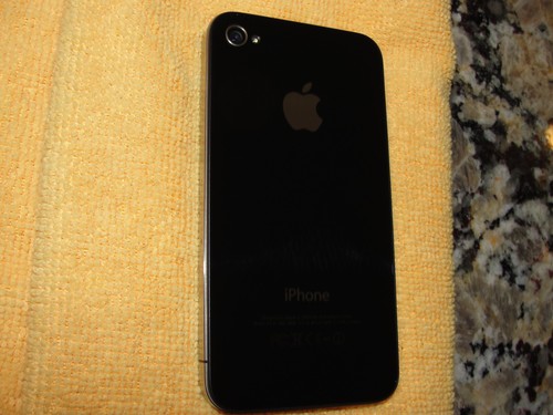 Apple Iphone 4 Black 8GB Model A1332; MD127LL/A; (UNLOCKED) - Picture 4 of 14