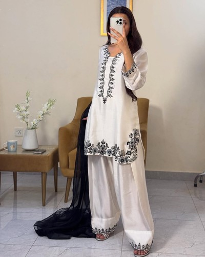 Unique Designer White Natural Dupatta Crepe Silk Kurta Palazzo With For Wedding - Picture 11 of 11