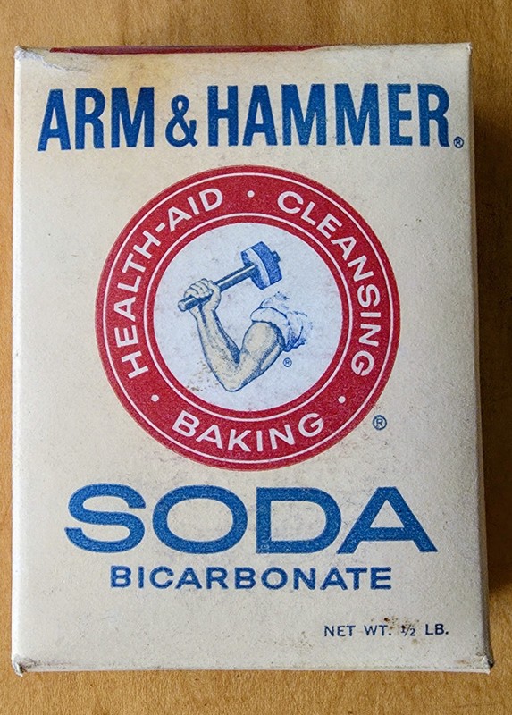 Vintage Unopened ARM&HAMMER. HEALTH-AlD CLEANSING BAKING SODA BICARBONATE(1958?)