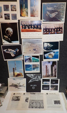 1975 Space Shuttle NASA Booklet Program Book Johnson Space Center  14 PHOTOS 