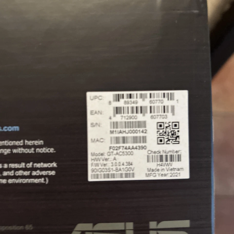 ROG Rapture GT-AC5300 Extreme Gaming Router - 8 Antenna -ASUS Republic Of Gamers - Image 2 of 4