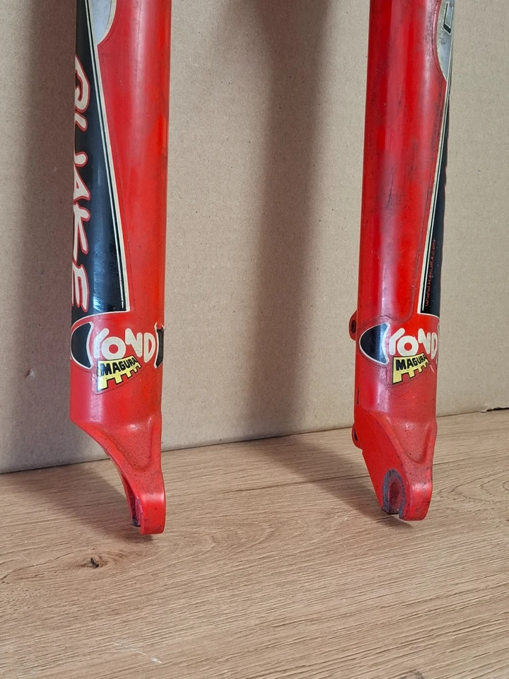 Horquilla de suspensión Magura Quake ROND 26" MTB - 1 1/8" dirección - usada/incompleta Foto 2 de 4