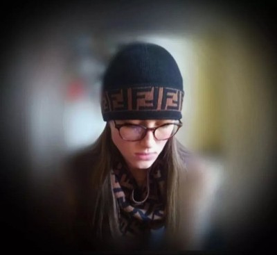 Gorgeous New FF Motif Trim Logo Fendi Unisex Black/Brown Knitted