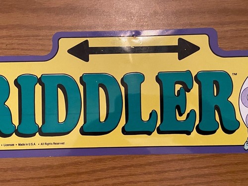 Vintage DC Batman The Riddler Rd Plastic Street Sign 1982 - Picture 3 of 6