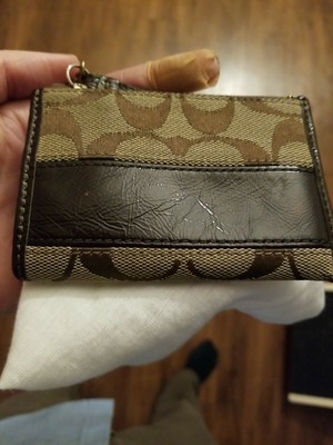 coach id wallet keychain