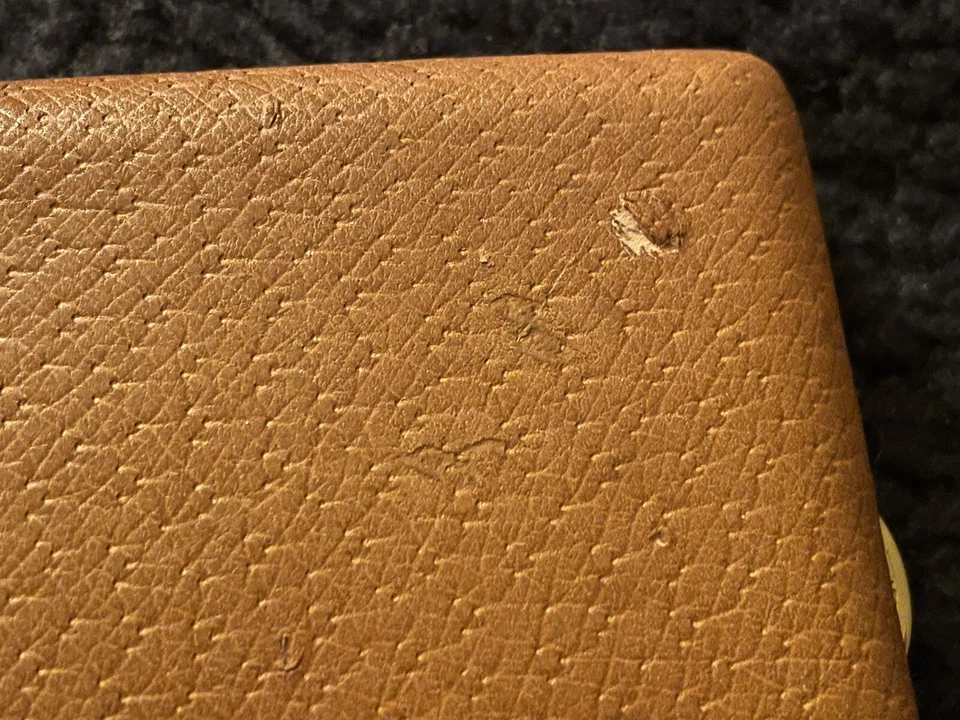 劳斯莱斯 Corniche PVI 1981 - 89 Mulliner Park Ward 猪皮香烟盒 原始设备制造商 — 第 3/4 张图片